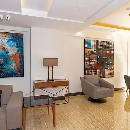Hotel 38