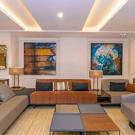 Hotel 38