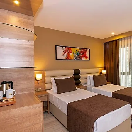 Hotel 38 4*
